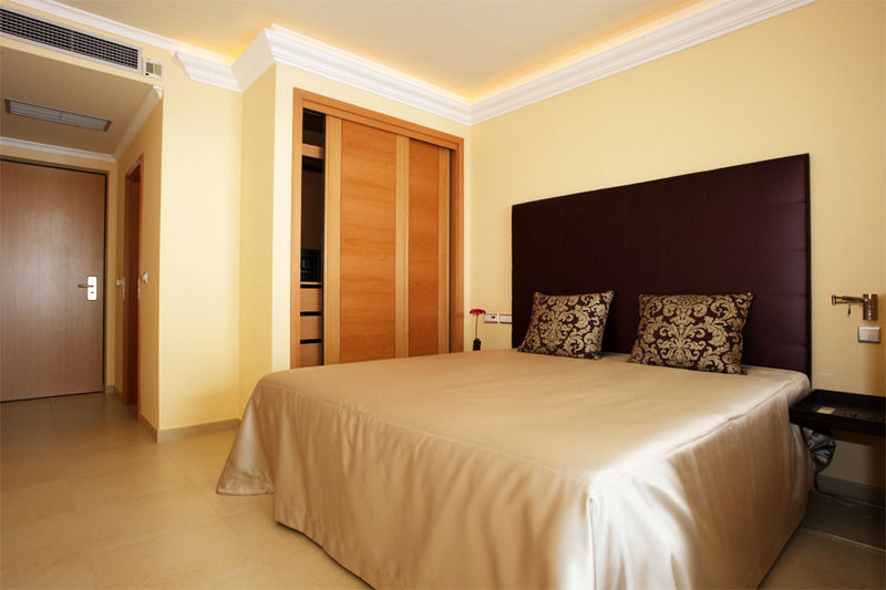 Gaula Hotel Apartamentos Baia Brava מראה חיצוני תמונה